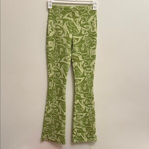 Zara Green and White Swirl Pants Size Small